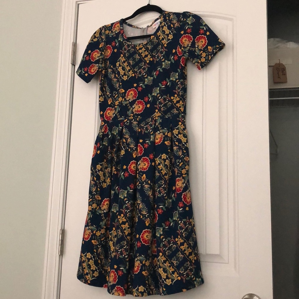 LuLaRoe Amelia